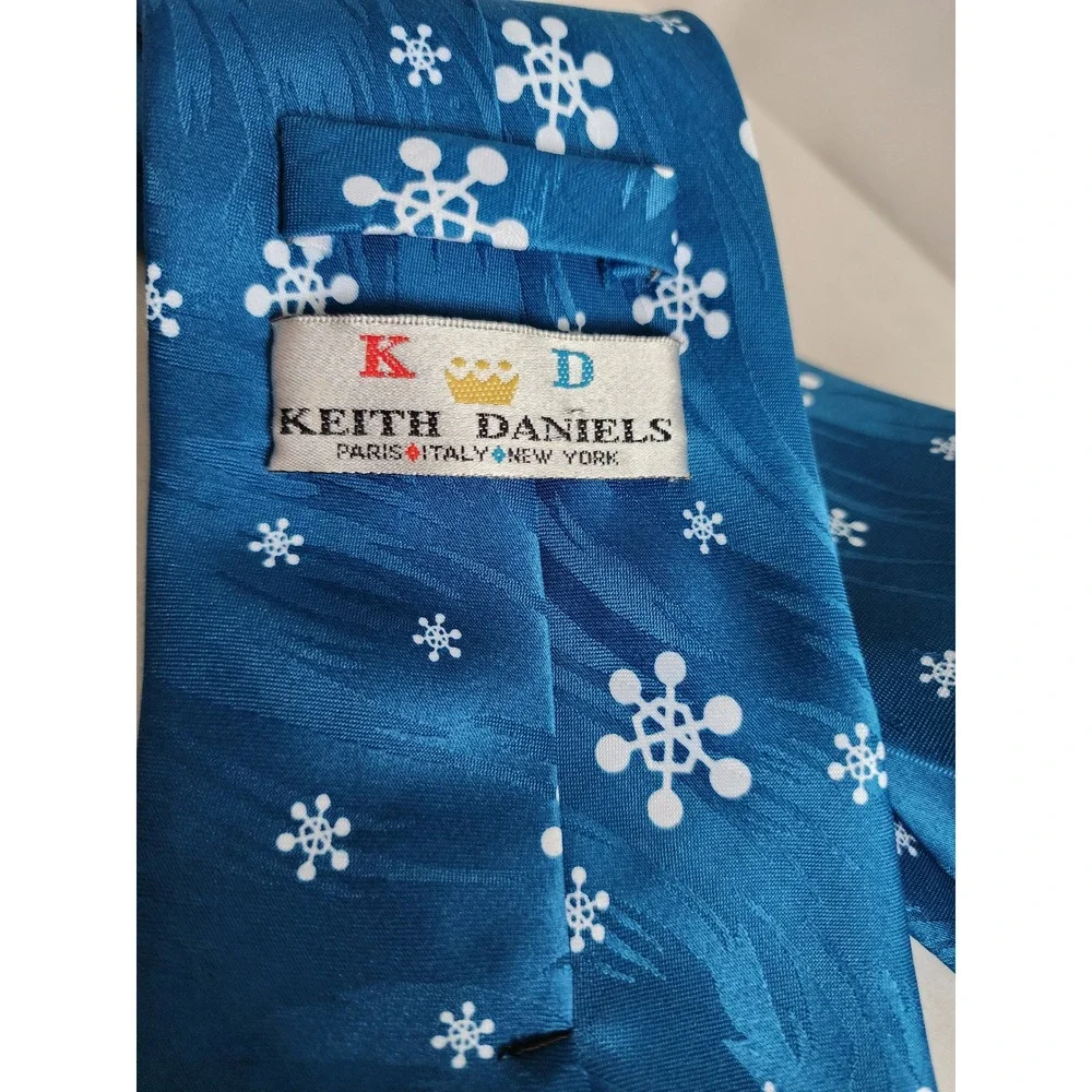 Keith Daniels Mens Blue Snowman Snowflake Christmas Holiday Novelty Necktie